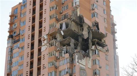 Ukraine says Russian missile hit apartment building